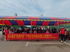 送戏下乡润平安宣传建防地宁乡白龙社区 